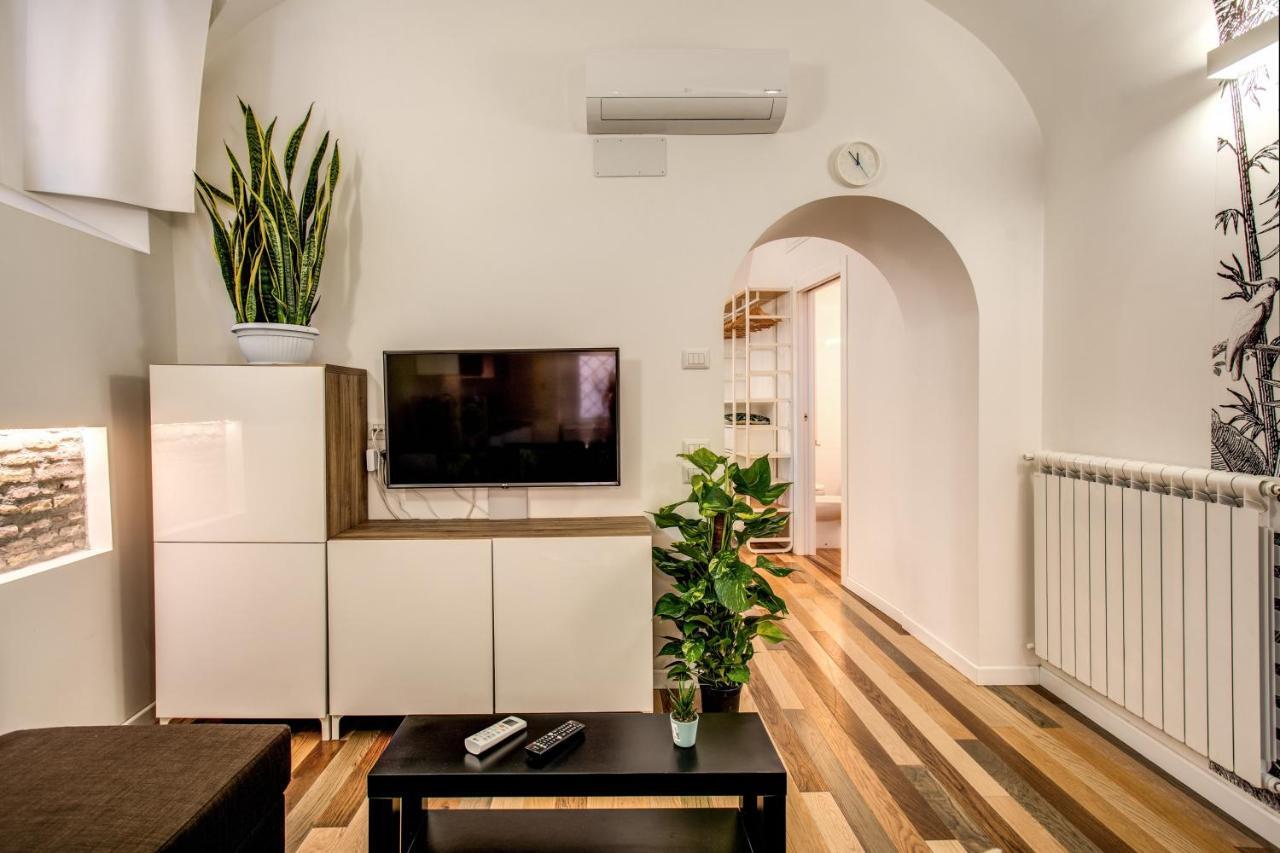 Fresh House Navona Apartment โรม ภายนอก รูปภาพ